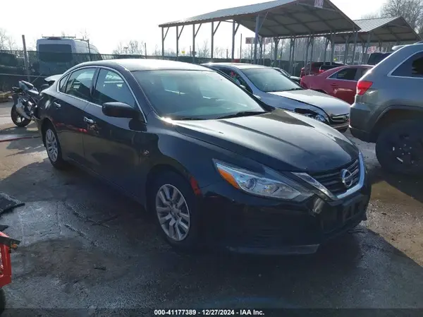 1N4AL3AP2JC475793 2018 NISSAN ALTIMA - Image 1