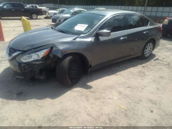 1N4AL3AP2JC476197 2018 NISSAN ALTIMA - Image 2