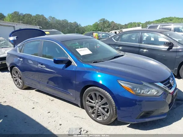 1N4AL3AP2JC476345 2018 NISSAN ALTIMA - Image 1
