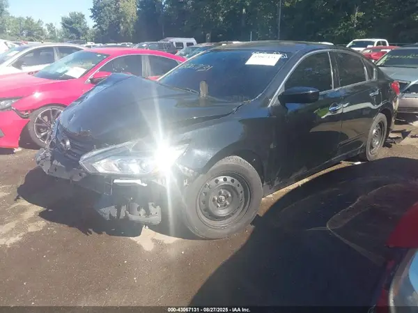 1N4AL3AP2JC478077 2018 NISSAN ALTIMA - Image 2