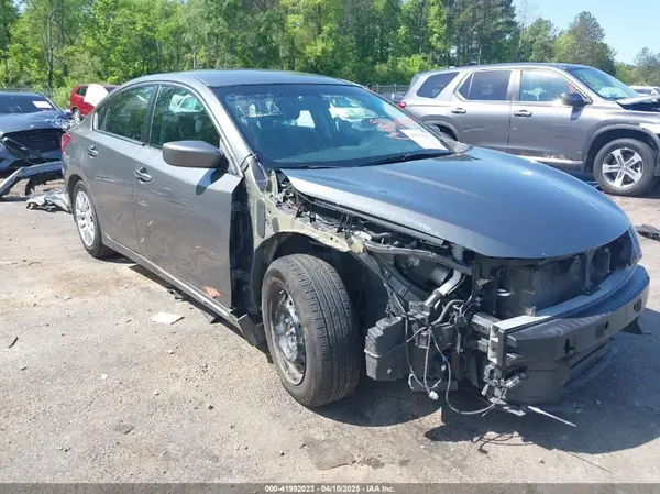 1N4AL3AP2JC479598 2018 NISSAN ALTIMA - Image 1