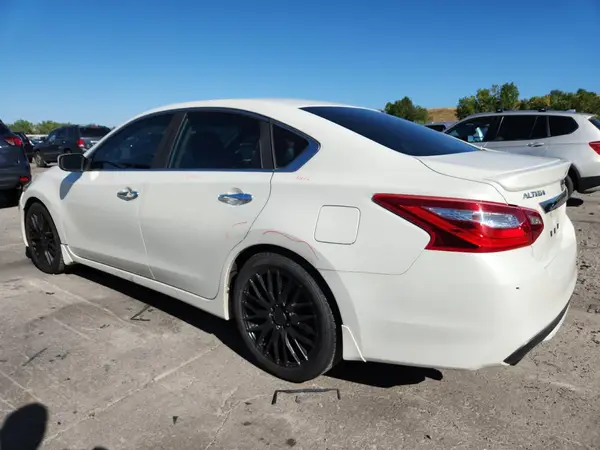1N4AL3AP3GC110595 2016 NISSAN ALTIMA - Image 2