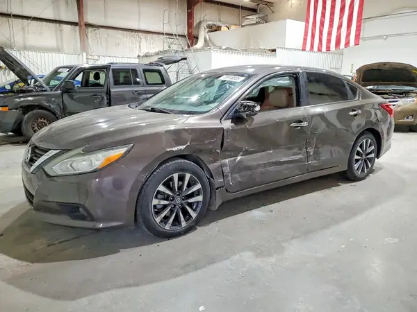 1N4AL3AP3GC115165 2016 NISSAN ALTIMA - Image 1
