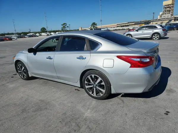 1N4AL3AP3GC118518 2016 NISSAN ALTIMA - Image 2