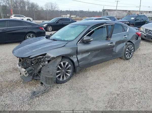 1N4AL3AP3GC124643 2016 NISSAN ALTIMA - Image 2