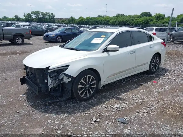 1N4AL3AP3GC127879 2016 NISSAN ALTIMA - Image 2
