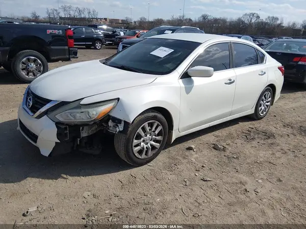 1N4AL3AP3GC127882 2016 NISSAN ALTIMA - Image 2