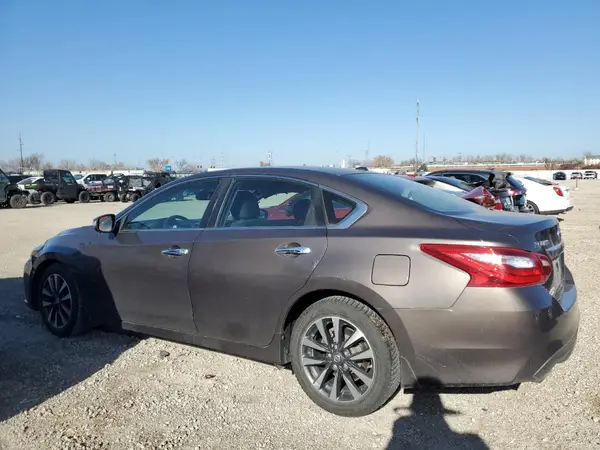 1N4AL3AP3GC127929 2016 NISSAN ALTIMA - Image 2
