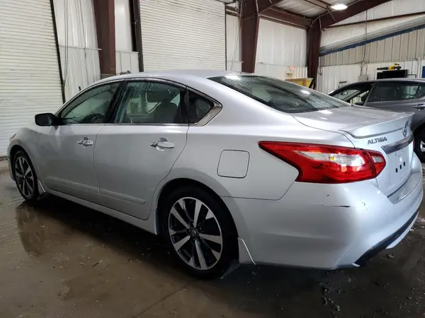 1N4AL3AP3GC130698 2016 NISSAN ALTIMA - Image 2