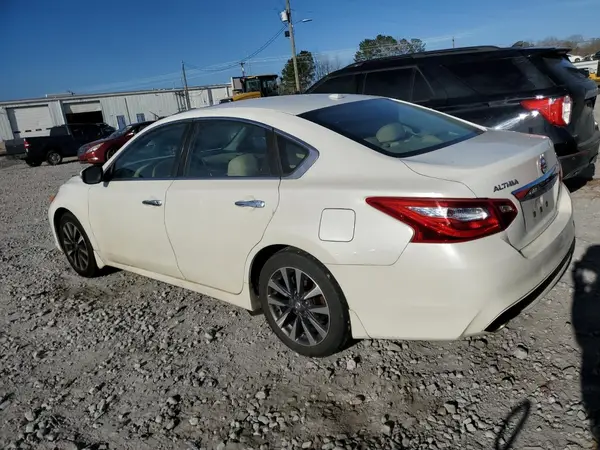 1N4AL3AP3GC132533 2016 NISSAN ALTIMA - Image 2