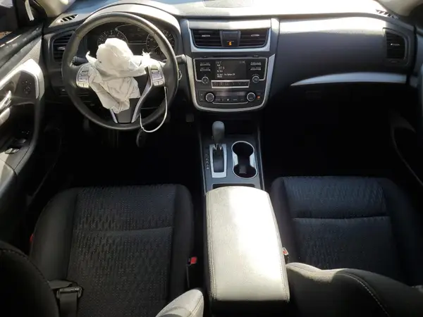 1N4AL3AP3GC137912 2016 NISSAN ALTIMA - Image 8