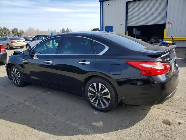 1N4AL3AP3GC137957 2016 NISSAN ALTIMA - Image 2