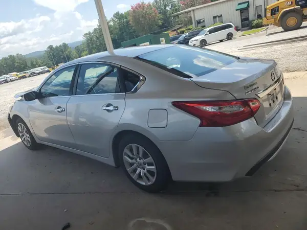 1N4AL3AP3GC139868 2016 NISSAN ALTIMA - Image 2