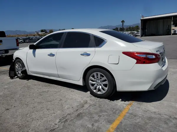 1N4AL3AP3GC140101 2016 NISSAN ALTIMA - Image 2