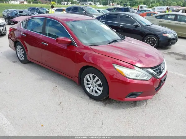 1N4AL3AP3GC153561 2016 NISSAN ALTIMA - Image 1