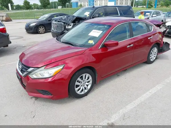1N4AL3AP3GC153561 2016 NISSAN ALTIMA - Image 2
