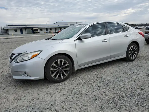 1N4AL3AP3GC160834 2016 NISSAN ALTIMA - Image 1