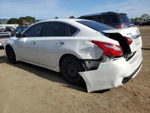 1N4AL3AP3GC161112 2016 NISSAN ALTIMA - Image 2