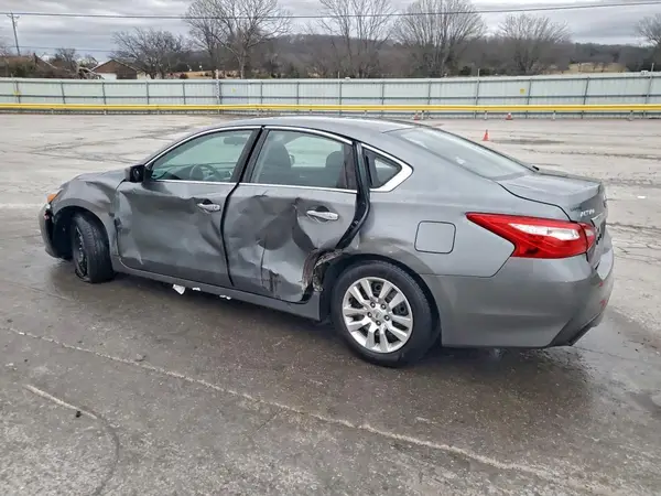 1N4AL3AP3GC161739 2016 NISSAN ALTIMA - Image 2