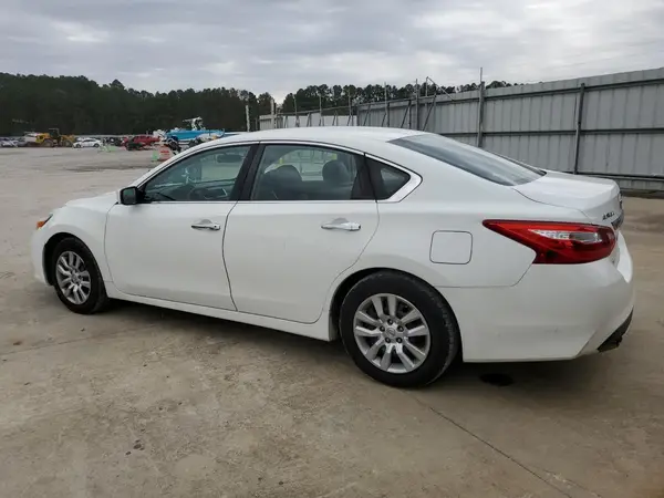 1N4AL3AP3GC172062 2016 NISSAN ALTIMA - Image 2