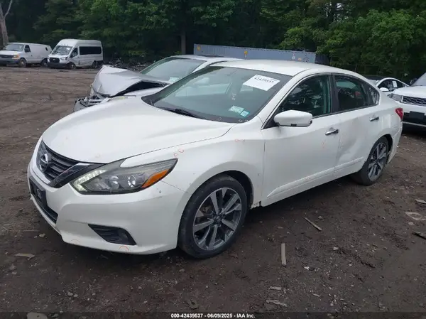 1N4AL3AP3GC176614 2016 NISSAN ALTIMA - Image 2