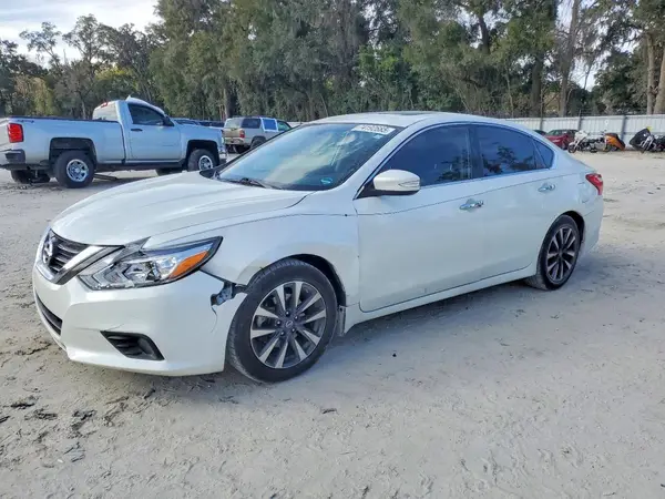 1N4AL3AP3GC178234 2016 NISSAN ALTIMA - Image 1