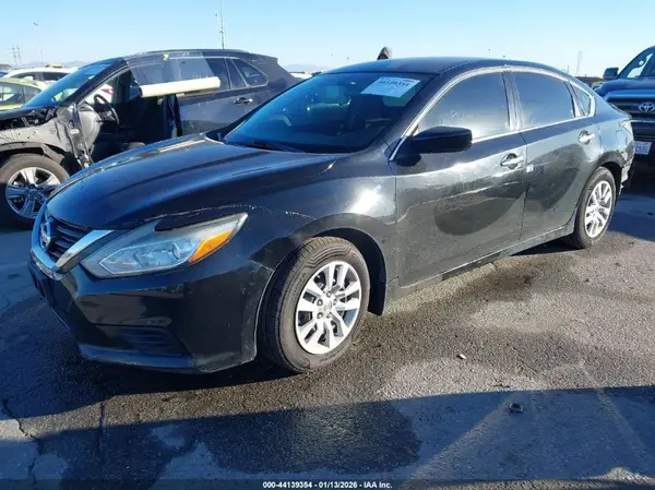 1N4AL3AP3GC181585 2016 NISSAN ALTIMA - Image 2