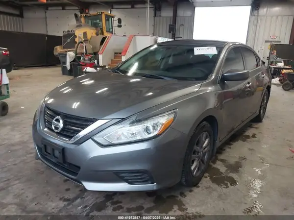 1N4AL3AP3GC183966 2016 NISSAN ALTIMA - Image 2