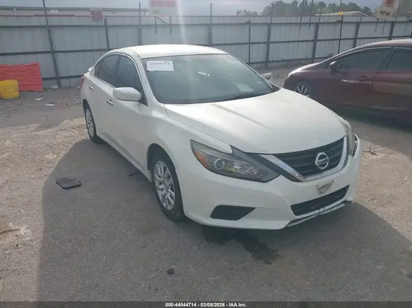 1N4AL3AP3GC184387 2016 NISSAN ALTIMA - Image 1