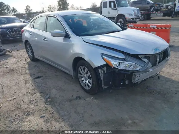 1N4AL3AP3GC187189 2016 NISSAN ALTIMA - Image 1