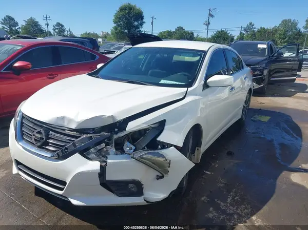 1N4AL3AP3GC211829 2016 NISSAN ALTIMA - Image 2