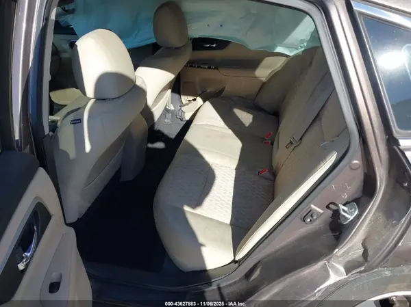 1N4AL3AP3GC211975 2016 NISSAN ALTIMA - Image 8