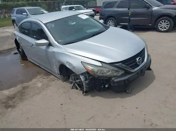 1N4AL3AP3GC212494 2016 NISSAN ALTIMA - Image 1