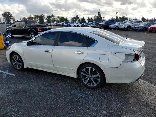 1N4AL3AP3GC212821 2016 NISSAN ALTIMA - Image 2
