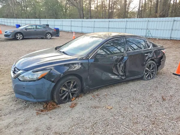 1N4AL3AP3GC213192 2016 NISSAN ALTIMA - Image 1
