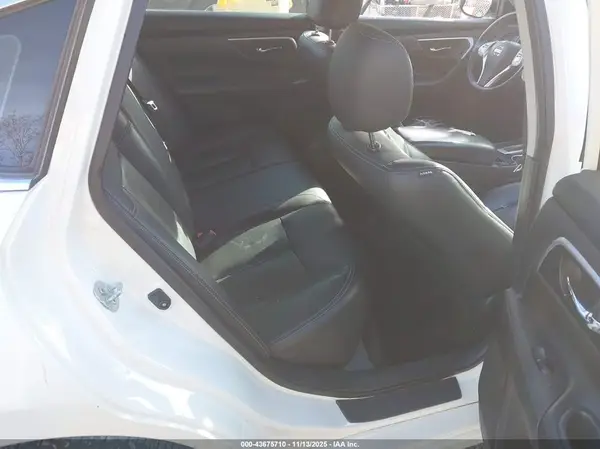 1N4AL3AP3GC232583 2016 NISSAN ALTIMA - Image 8
