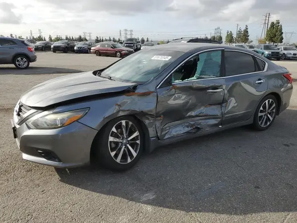 1N4AL3AP3GC239274 2016 NISSAN ALTIMA - Image 1