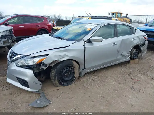 1N4AL3AP3GC240764 2016 NISSAN ALTIMA - Image 2