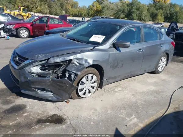 1N4AL3AP3GC245348 2016 NISSAN ALTIMA - Image 2