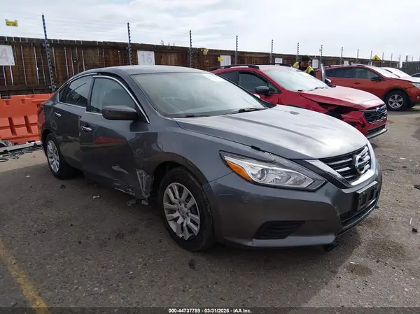 1N4AL3AP3GC247553 2016 NISSAN ALTIMA - Image 1