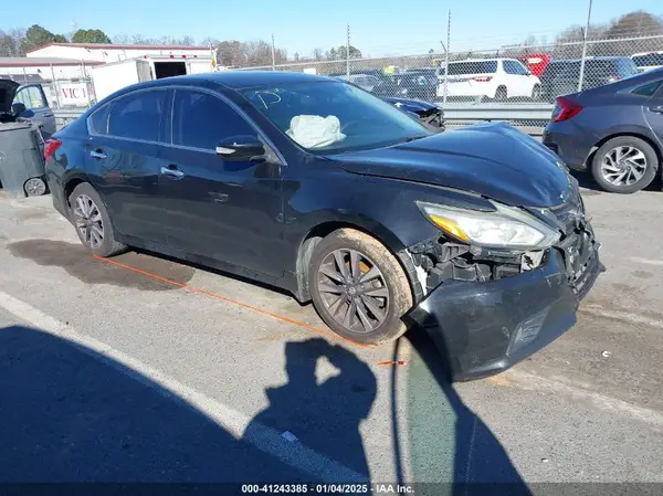 1N4AL3AP3GC249304 2016 NISSAN ALTIMA - Image 1