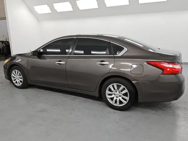 1N4AL3AP3GC250131 2016 NISSAN ALTIMA - Image 2
