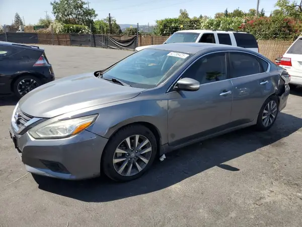 1N4AL3AP3GC250548 2016 NISSAN ALTIMA - Image 1