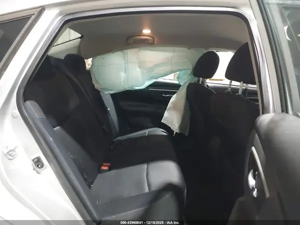 1N4AL3AP3GC250629 2016 NISSAN ALTIMA - Image 8