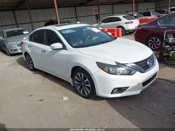1N4AL3AP3GC252350 2016 NISSAN ALTIMA - Image 1