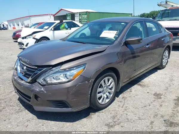 1N4AL3AP3GC261145 2016 NISSAN ALTIMA - Image 2