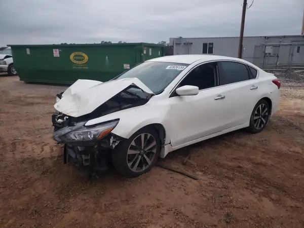 1N4AL3AP3GC262988 2016 NISSAN ALTIMA - Image 1