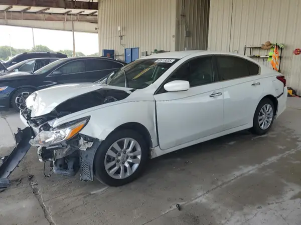 1N4AL3AP3GC264658 2016 NISSAN ALTIMA - Image 1
