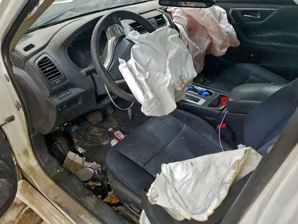 1N4AL3AP3GC269634 2016 NISSAN ALTIMA - Image 8
