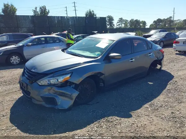 1N4AL3AP3GC270878 2016 NISSAN ALTIMA - Image 2